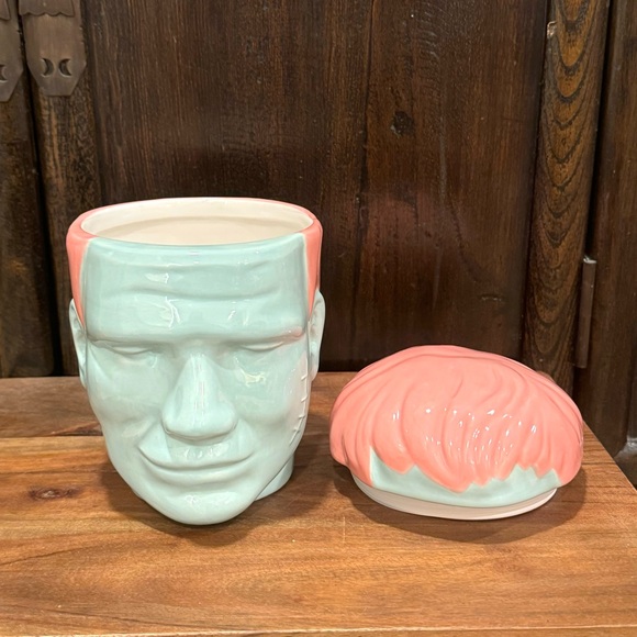 Pastel Frankenstein Ceramic Halloween Canister - Picture 7 of 9